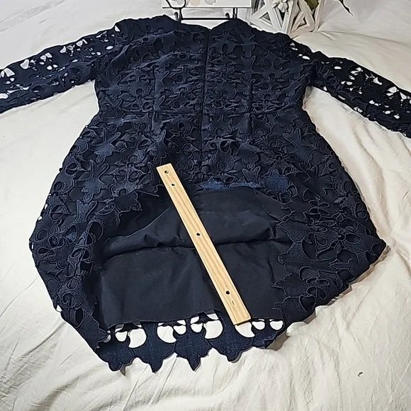 Loft Floral Lace Design Navy Blue Dress rounded scoop neck Mother of the bride - Picture 13 of 14